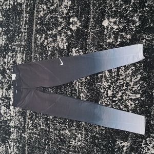 Nike Pro leggings